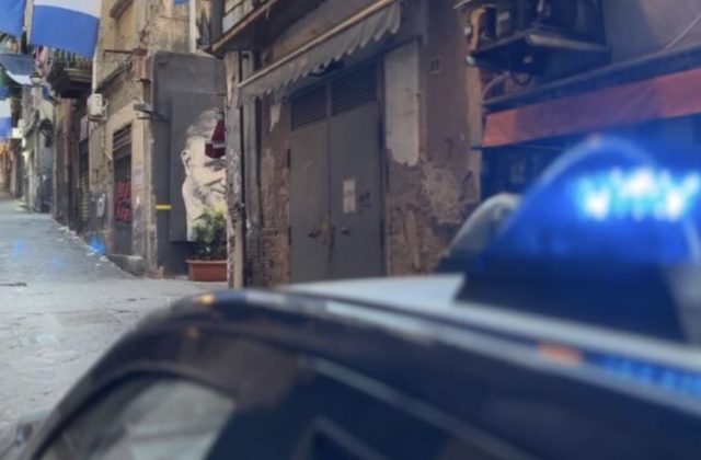 Controlli mirati a Napoli: 320 identificati tra Porta Nolana, Quartieri Spagnoli e Pozzuoli