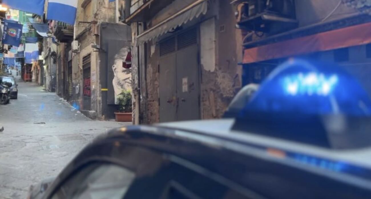 Controlli mirati a Napoli: 320 identificati tra Porta Nolana, Quartieri Spagnoli e Pozzuoli