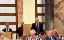 De Luca a Salerno: «Io sono un guerriero pacifico, chi sbaglia si chiarisca»
