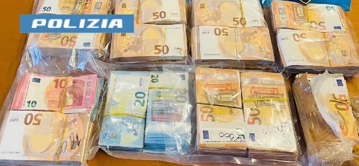 San Giorgio, blitz delle forze dell’ordine: oltre 124mila euro sequestrati per riciclaggio