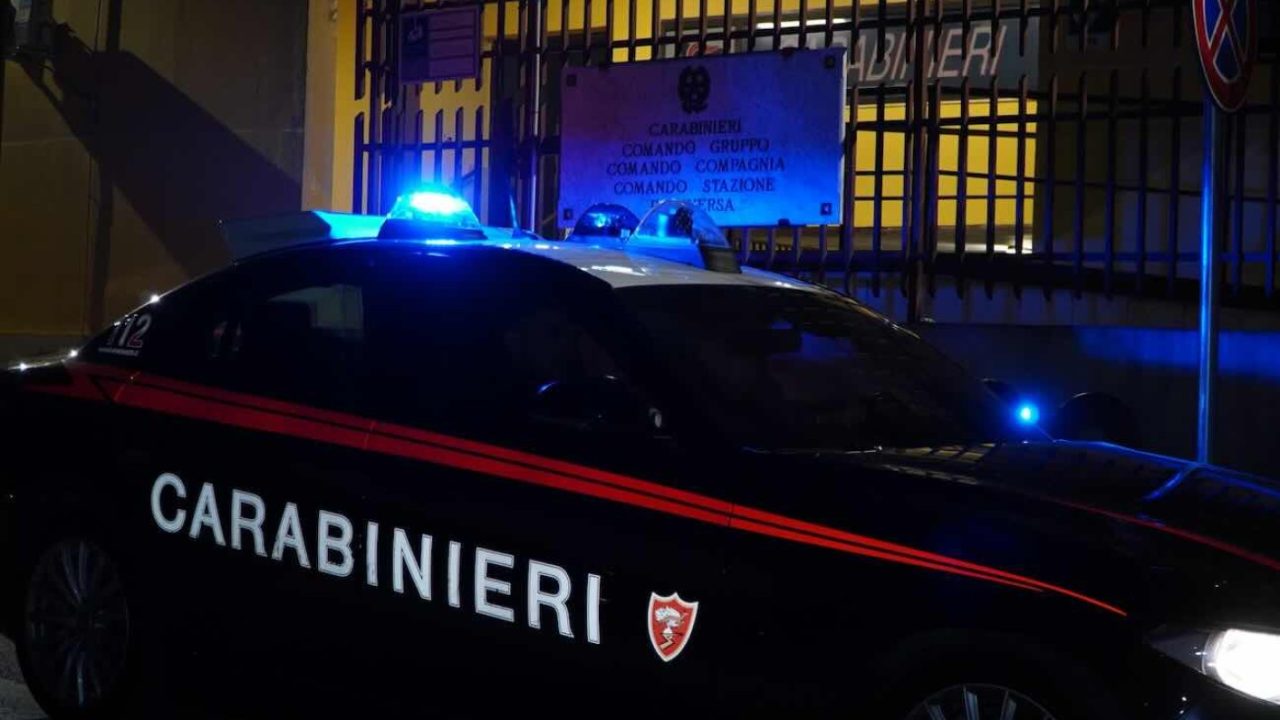 Trentola Ducenta, violenza familiare: 47enne arrestato dopo aver aggredito padre, madre e fratello