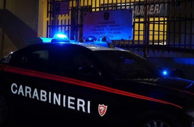 Trentola Ducenta, violenza familiare: 47enne arrestato dopo aver aggredito padre, madre e fratello