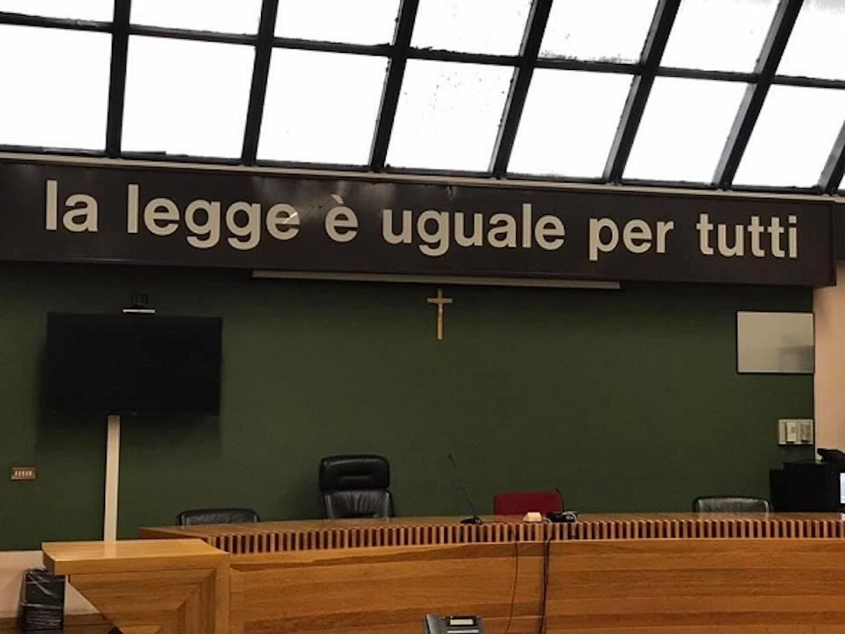 Napoli, condanna per il boss Giannetti e complici: sequestro e pestaggio per l’Audi rubata