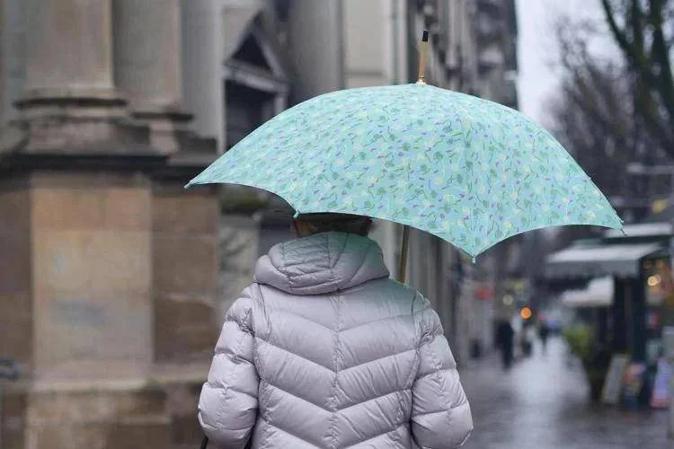 Temporali in arrivo in Campania: allerta gialla per la regione, preparatevi a disagi!