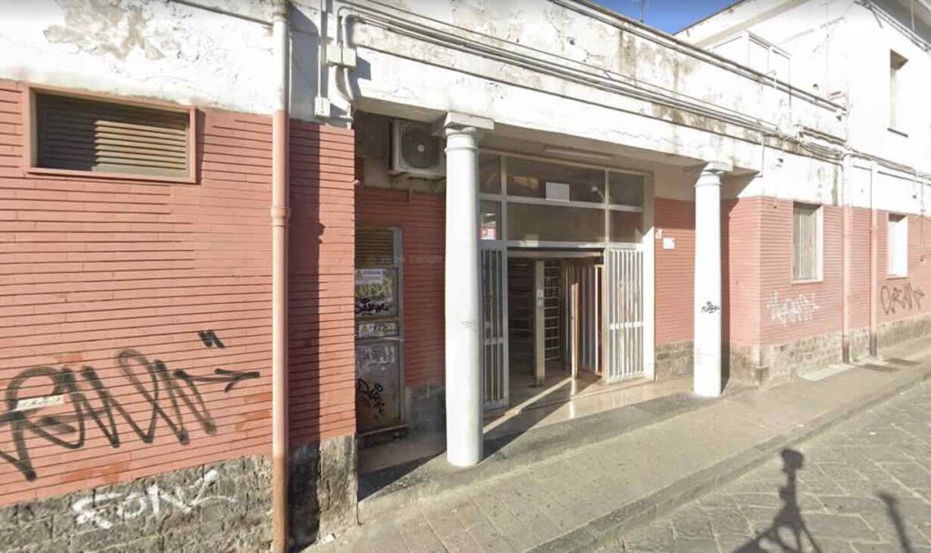 San Giuseppe Vesuviano: 19enne arrestato per spaccio di droga alla stazione Circumvesuviana