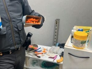 Tatuaggi e medicina estetica abusivi a Napoli: quale futuro per la salute pubblica?