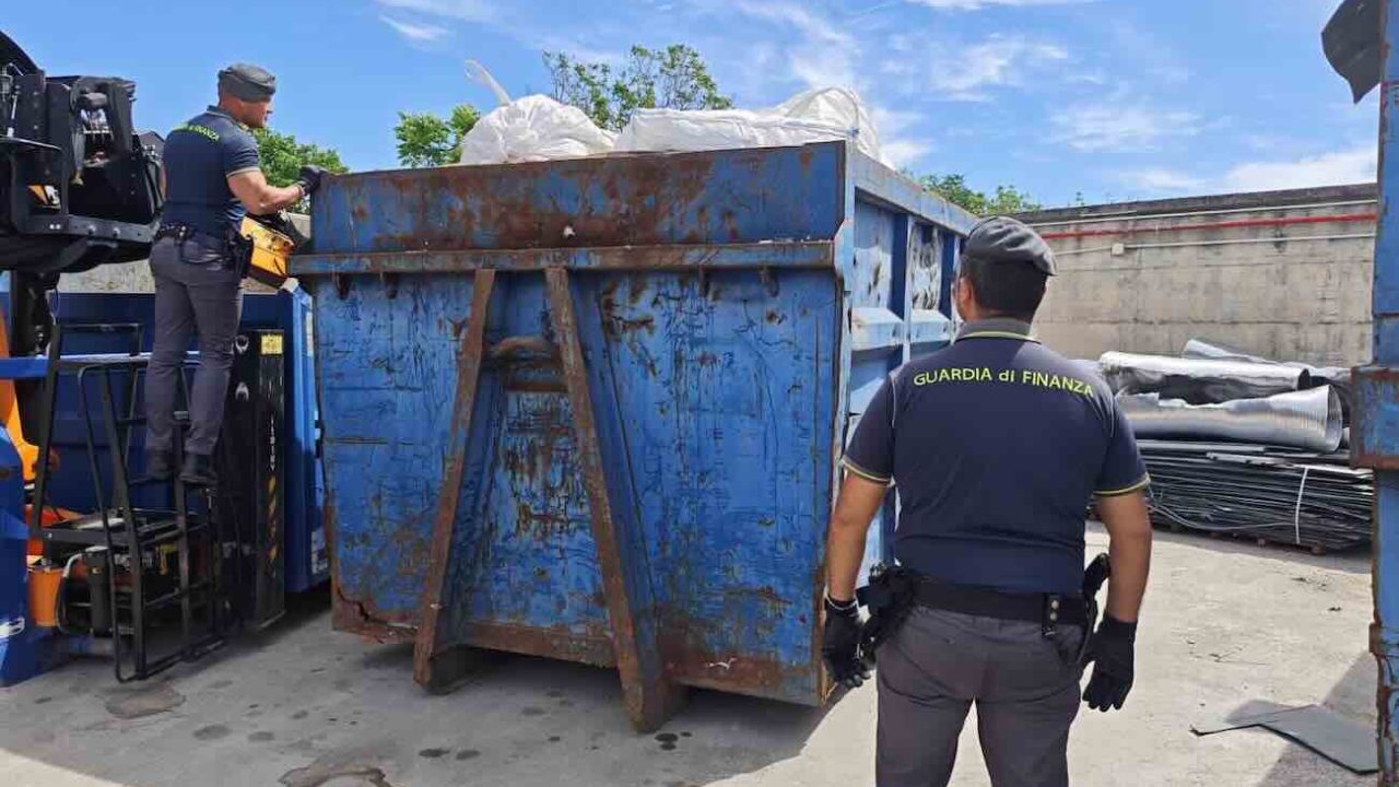 Terra dei Fuochi, scattano controlli straordinari: multe per 100mila euro in un solo mese