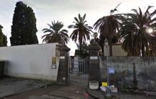 Torre Annunziata, dramma al cimitero: uomo spara all’ex moglie e si barrica in una congrega