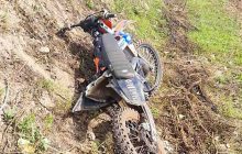 Schianto mortale a Napoli: un giovane di 15 anni perde la vita in un incidente in moto da cross