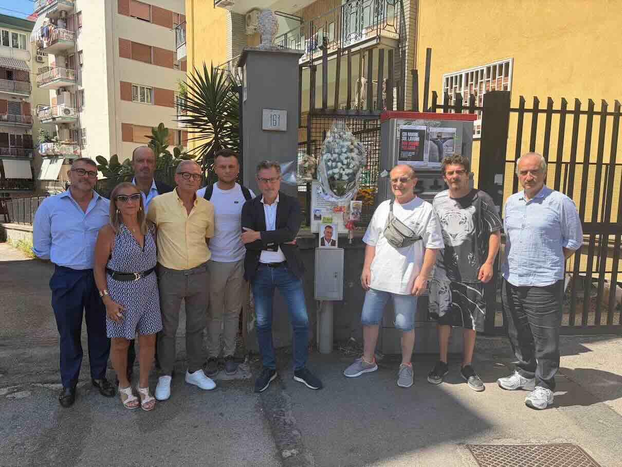 Arenella in lutto: un anno dalla tragedia che ha strappato tre vite sul lavoro