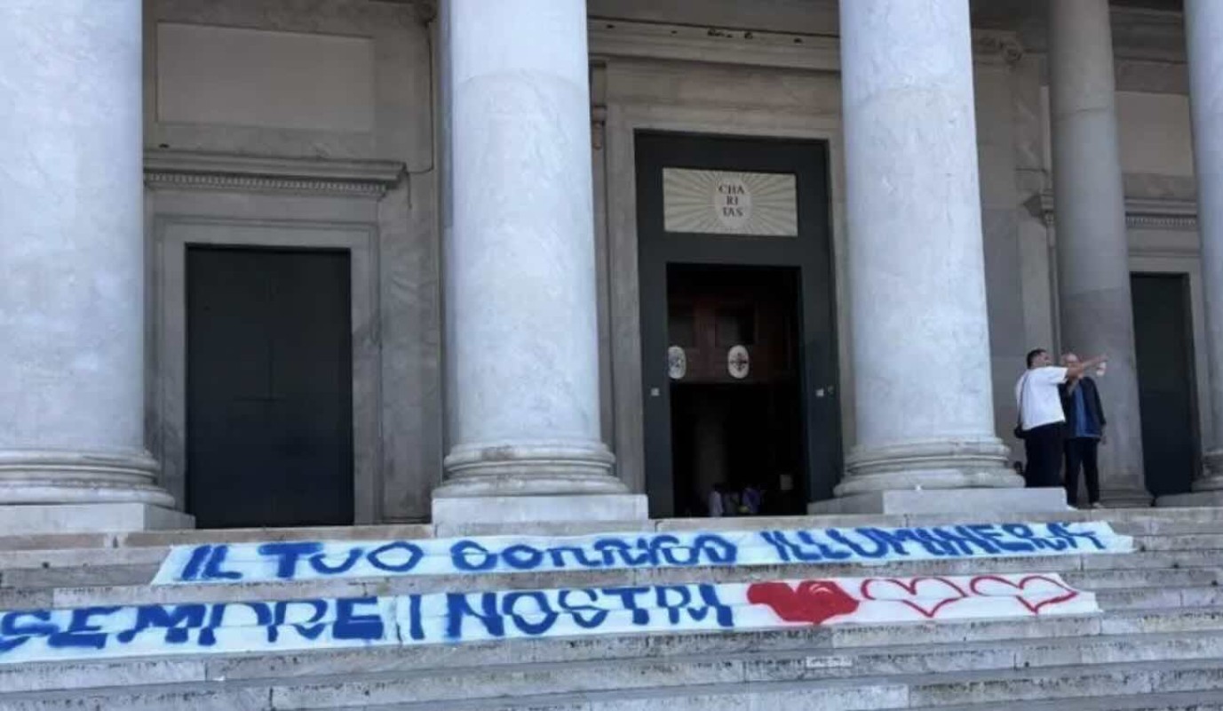 Napoli commossa: un anno senza Dj Godzi, il ricordo di Michele Noschese tocca il cuore della città.
