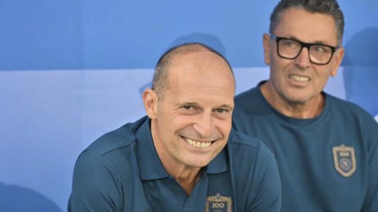Napoli vince contro l’Osasuna, ma il mercato continua a turbare i tifosi azzurri