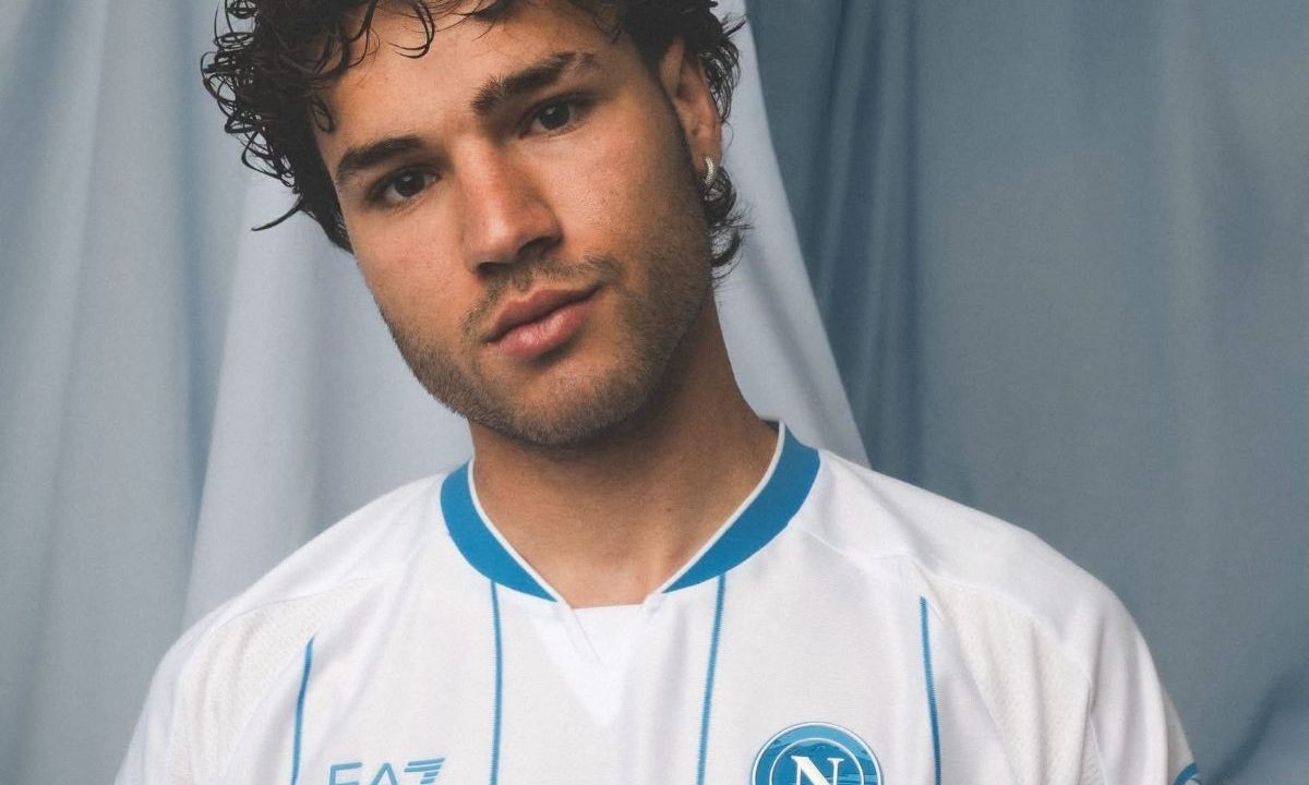Vergara si svela: «L’ultimo anno ha rivoluzionato la mia vita, ora è tempo di dimostrare il mio valore al Napoli»