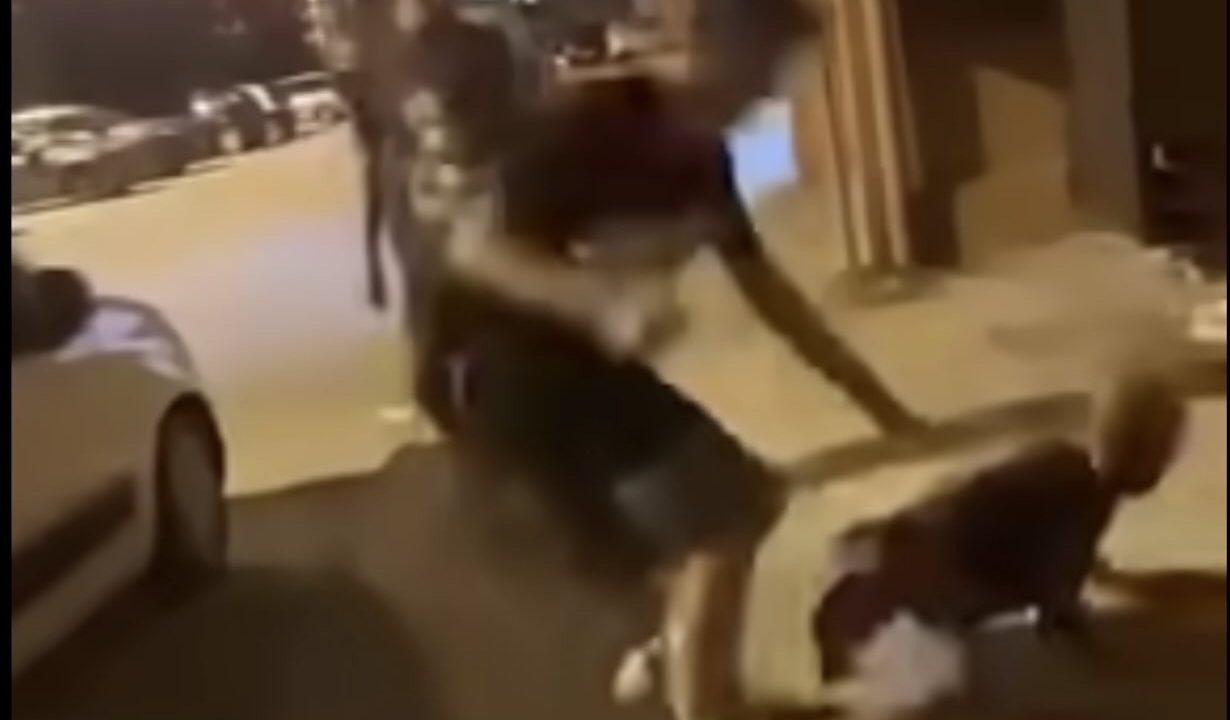 Afragola, anziano vittima di bullismo: il video rivela la verità su un branco imprevedibile.