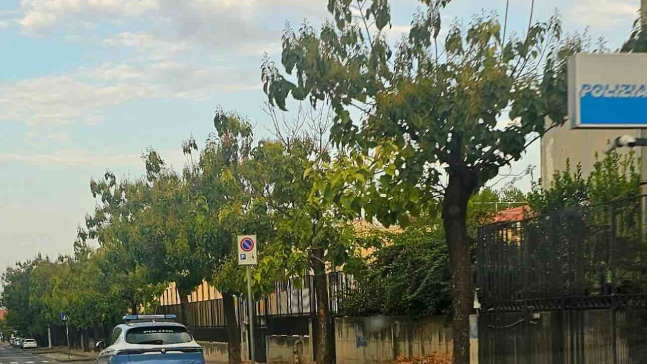 Controllo di polizia a San Giovanni a Teduccio: scoperti 20 involucri di droga e arrestato un 52enne