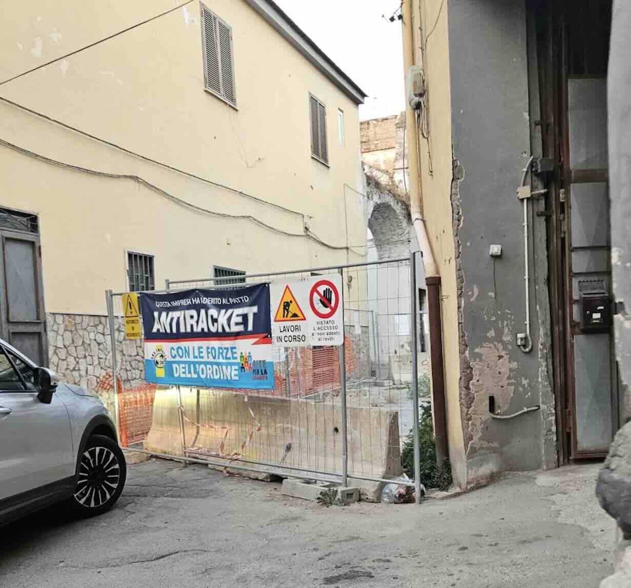 Arzano, via Zanardelli: una strada sotto il controllo della camorra che preoccupa i cittadini