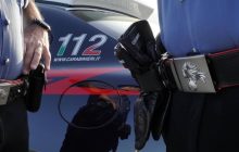 Aggressione in strada ad Aversa: 45enne evade dai domiciliari e colpisce due giovani, arrestato dai Carabinieri