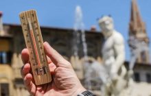 Caldo torrido a Napoli: Pregliasco avverte, il corpo è in crisi senza tregua