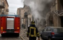 Scossa notturna ai Campi Flegrei: la routine del terrore e la politica del nulla