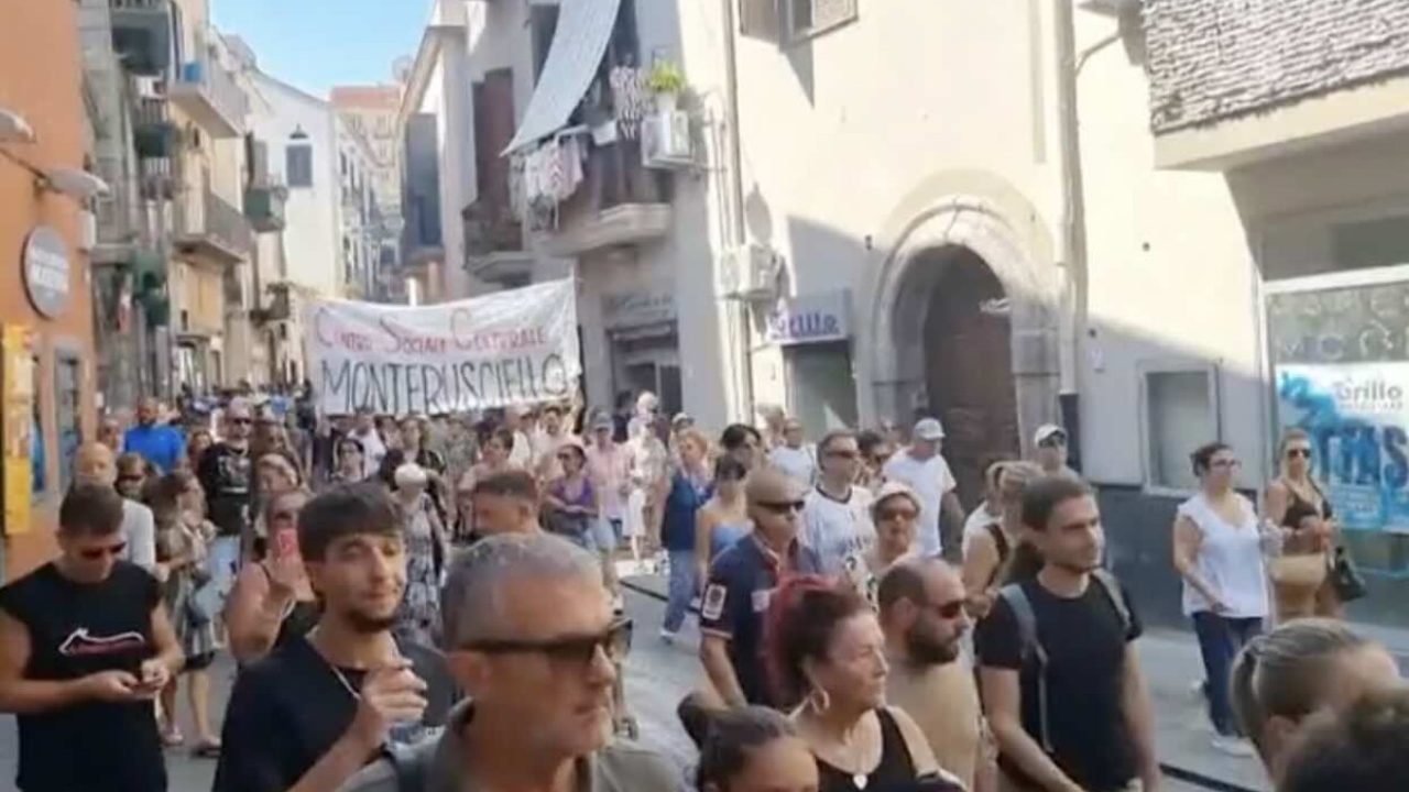 Pozzuoli in difficoltà: 400 case inagibili e 700 sfollati dopo il terremoto nei Campi Flegrei