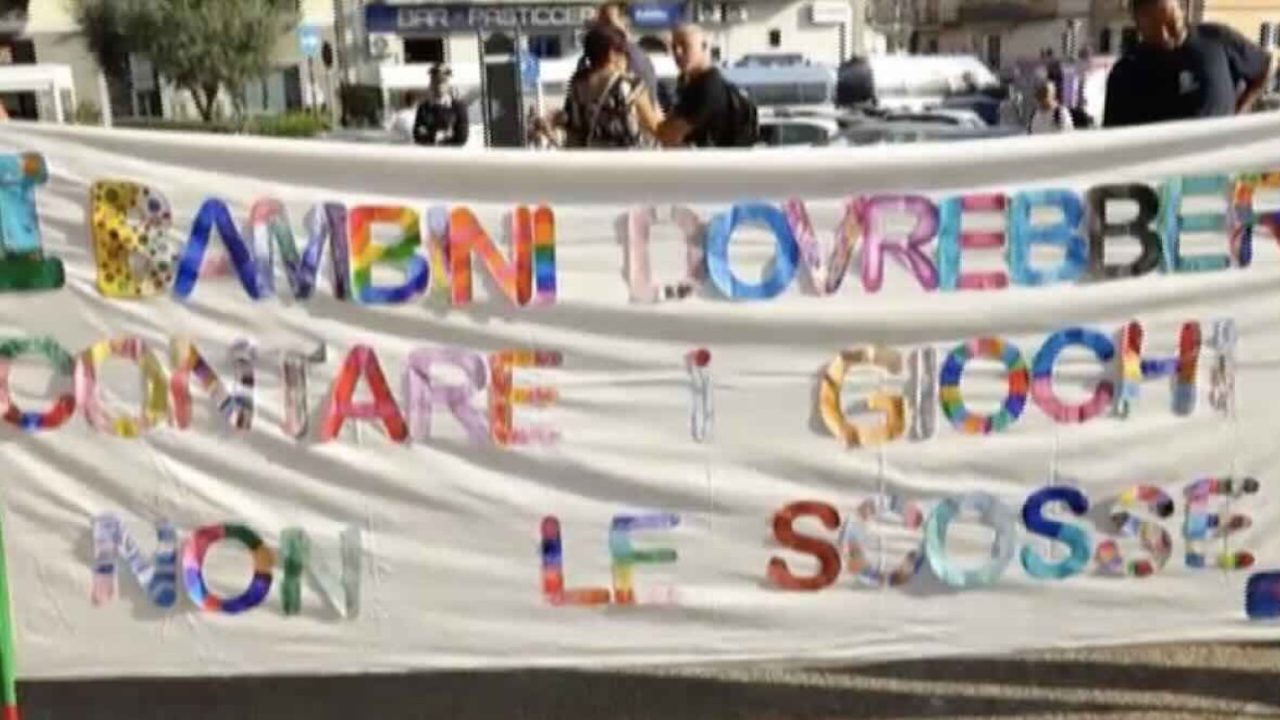 Emergenza Campi Flegrei: 813 famiglie di Pozzuoli costrette a lasciare le loro case