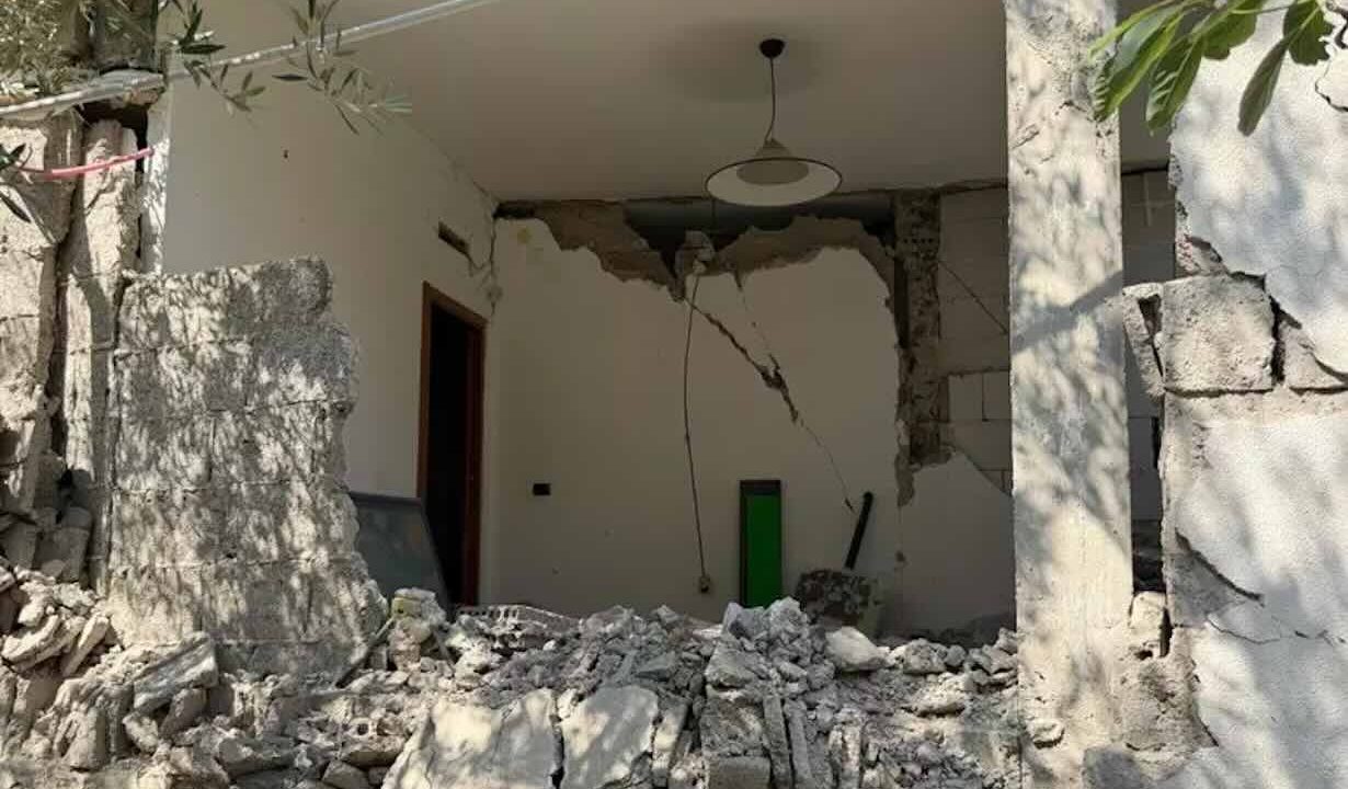 Emergenza a Pozzuoli: oltre 3.600 sfollati e 19 chiese inagibili dopo il terremoto del 31 luglio