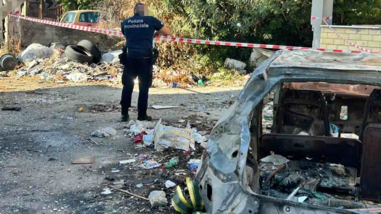 Sicurezza ambientale a Caserta: scoperte quattro discariche abusive con rifiuti tossici e amianto, denunciati tre responsabili
