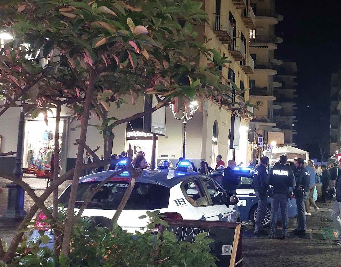 Gestione della sicurezza nei Decumani: 48 identificati e multe per irregolarità nei locali notturni