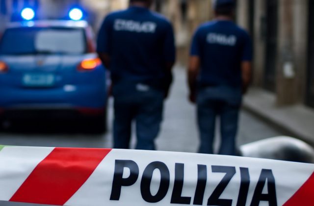 Incoronazioni sull’isola, violenza in città: l’estate di facciata che smaschera la negligenza istituzionale