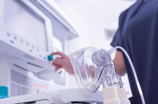 Tribunale di Torre Annunziata autorizza la consegna di un dispositivo per suicidio assistito: le misure per la paziente Sla in attesa di verifica tecnica.