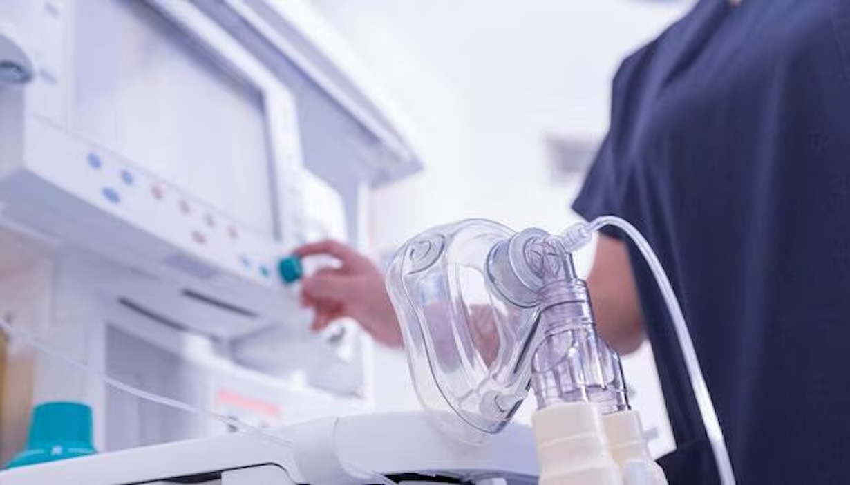 Tribunale di Torre Annunziata autorizza la consegna di un dispositivo per suicidio assistito: le misure per la paziente Sla in attesa di verifica tecnica.