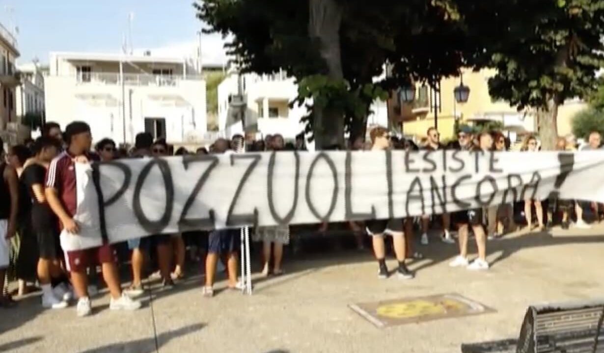 Pozzuoli, 1900 cittadini in attesa dopo lo sgombero di 125 edifici: la situazione ai Campi Flegrei è critica