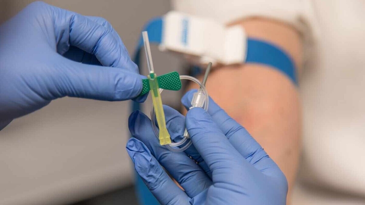 Emergenza sangue a Napoli: la ASL chiama, la città è in panchina?