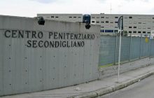 Crisi del personale penitenziario a Secondigliano: aggredito un ispettore durante un episodio di violenza in carcere