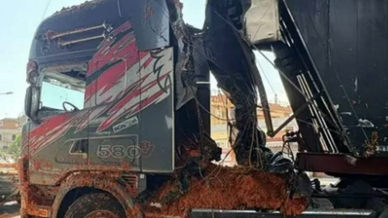 Follia a Pomigliano: camionista contromano invade l’autostrada nonostante il fermo fiscale