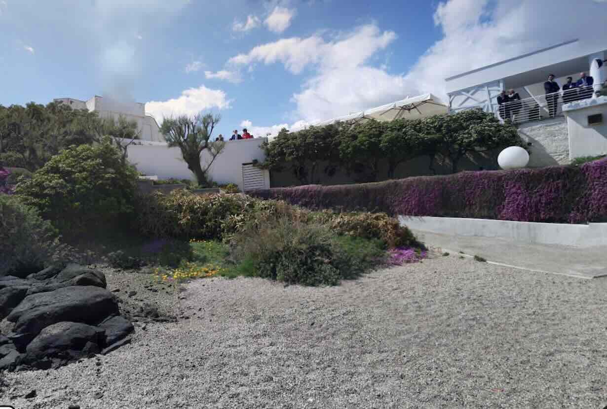 Torre del Greco, mistero in strada: uomo ferito e in gravi condizioni, residenti in allerta.