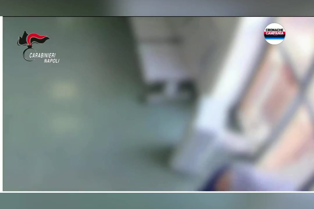 Napoli, ruba un condizionatore dalla sala d’attesa dell’ospedale: incannGuarda il nuovo approfondimento. #video #news #approfondimento