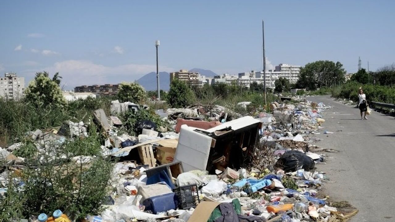 Operazione contro la criminalità: 10 arresti e espulsioni nei campi nomadi di Napoli e altre città italiane