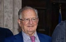 Scomparsa una figura simbolo di Sorrento: addio a Nino Cuomo, ex sindaco e custode della memoria storica locale