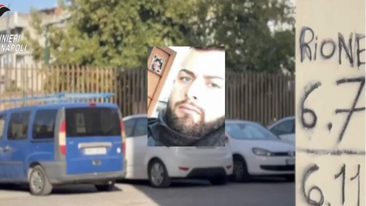 Pianura, arrestato un presunto pusher della piazza di spaccio “del Visionario”: ai domiciliari per traffico di droga