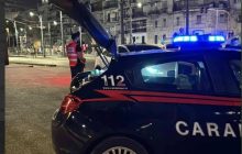 Controlli a Napoli: scoperta marijuana nascosta nel passamano di un condominio durante operazione anti-spaccio dei carabinieri