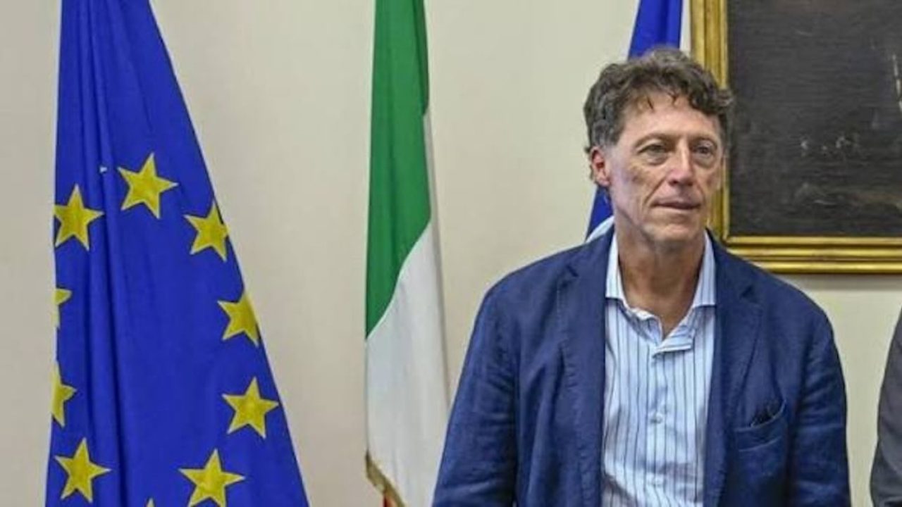 Giunta Regionale della Campania: la nomina di Cuomo non solleva dubbi, risposte chiare agli interrogativi del senatore Rastrelli