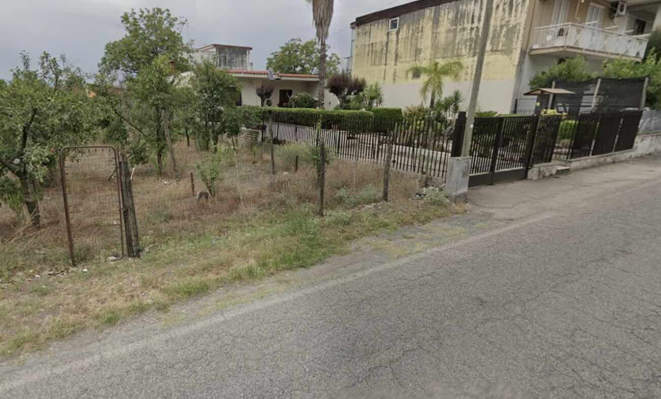 Spari in via D’Annunzio a Ottaviano: paura tra i residenti per l’attacco all’abitazione