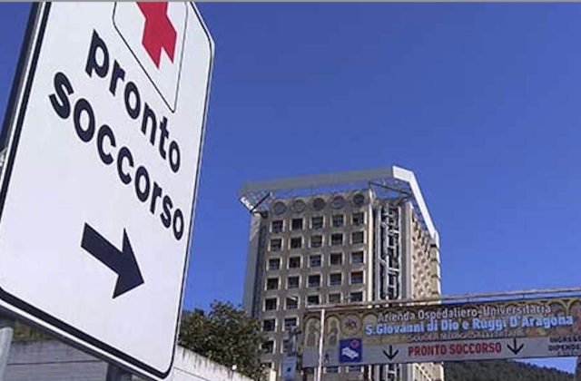 Incendio al pronto soccorso del Ruggi di Salerno: intervento dei vigili del fuoco evita il peggio
