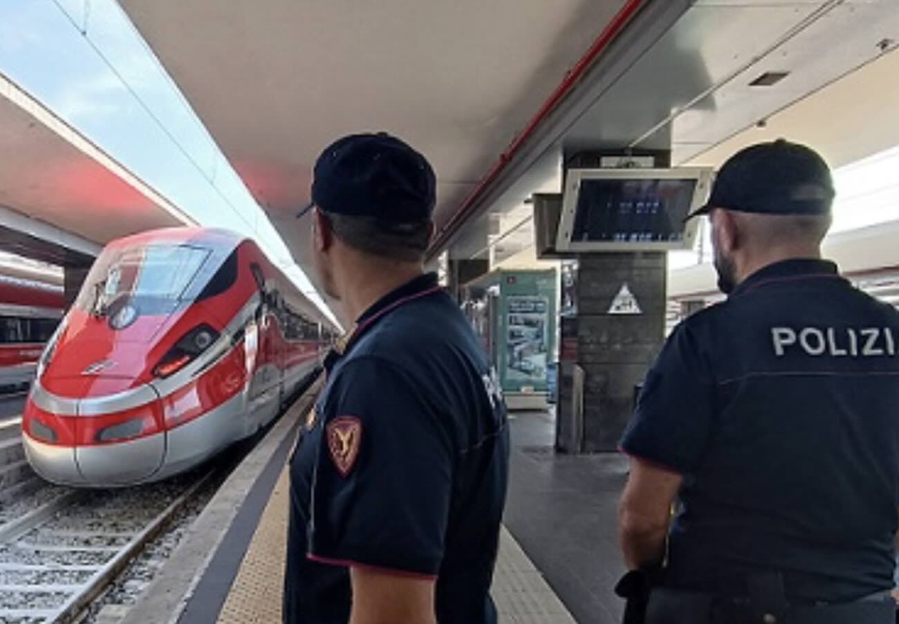 Piazza Garibaldi sotto controllo: tre arresti durante il via vai del weekend