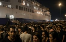 Il Molo delle Occasioni riduce 1600 passeggeri a un forno: gestione pubblica in vacanza, cittadini a soffrire