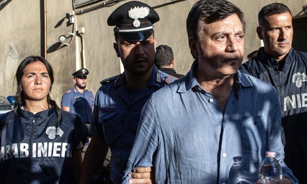 Lavitola rivela al gip: “Piano di intimidazione a Ranucci, ma volevamo solo sparare colpi nel muro”x