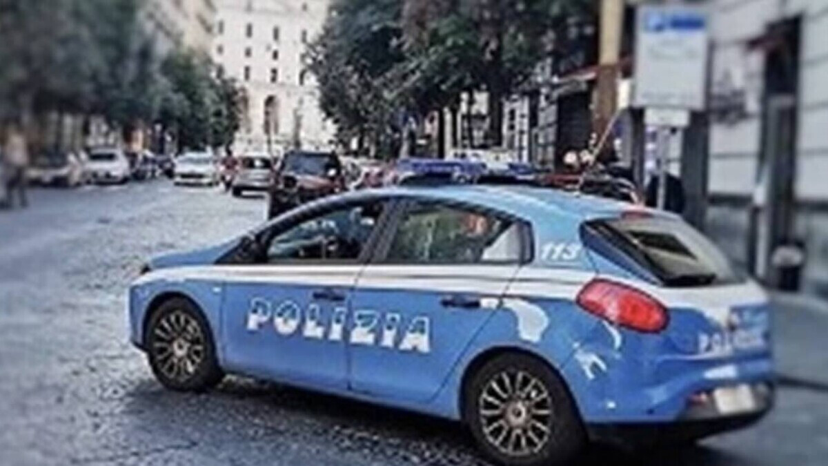 Rettifilo, bottigliata all’alba: Napoli tra paura e l’idea buona di Procida per riprendersi la città