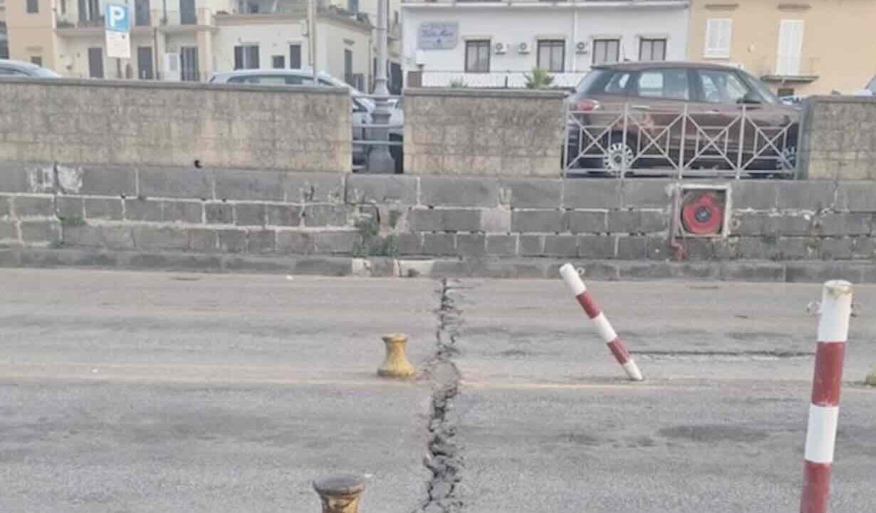 Riapre il porto di Pozzuoli, ma i residenti restano in attesa di soluzioni urgenti
