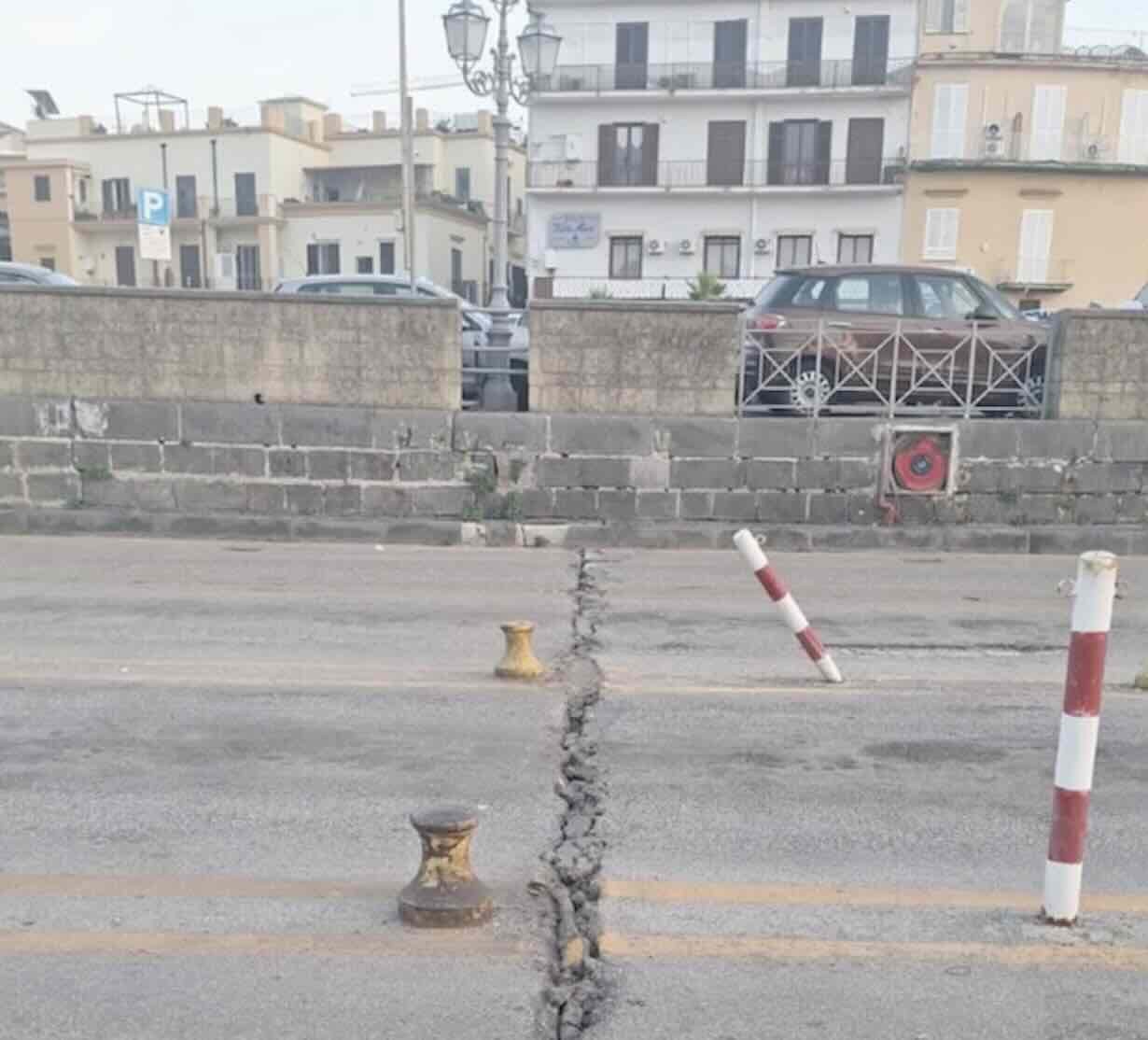 Riapre il porto di Pozzuoli, ma i residenti restano in attesa di soluzioni urgenti